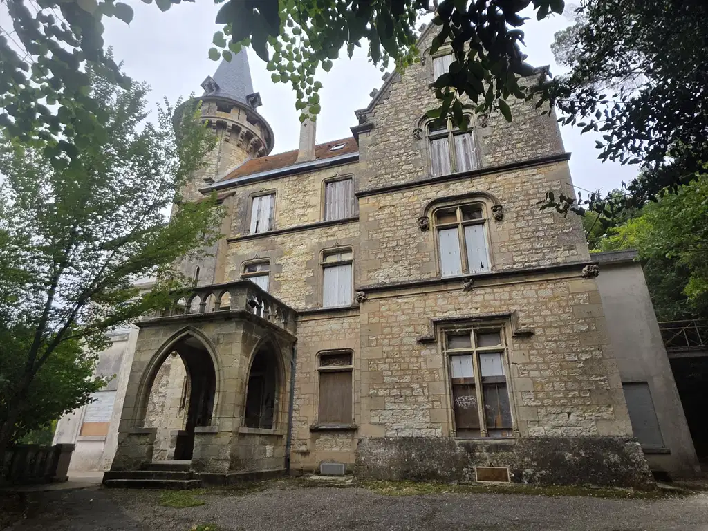 Le château Castel